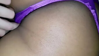 La Hermanastra Morena Recibe Sexo Anal Y Facial Hardcore En Una Sesión De 50 Minutos