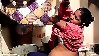 Desi Village Girl Takes A Refreshing Outdoor Bath While Pregnant