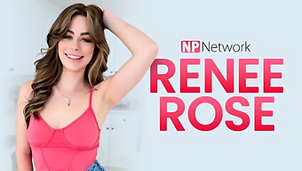 A aventura selvagem de Renee Rose em fantasias de interpretação de papéis com seu meio-irmão