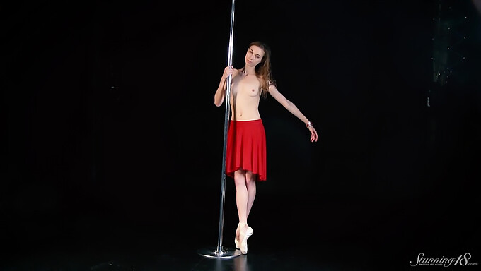 Watch Annet, the young ballet sensation, undress and dance provocatively