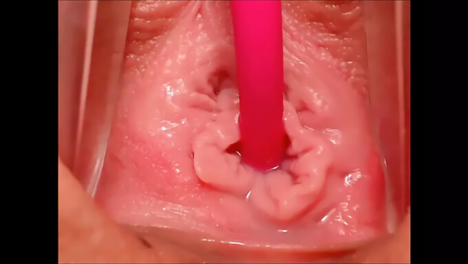 Girl reaches intense vaginal climax in close-up footage