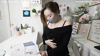 Cô Dâu Tương Lai Thỏa Mãn Bản Thân Với Đồ Chơi Tình Dục