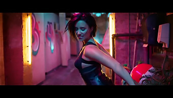 Clip D'Été Le Plus Chaud De Demi Lovato: Regardez-Le Maintenant!