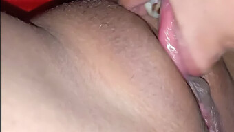 ¡hermanastra Desi Disfruta De Sexo Apasionado Con Su Esposo, Con Penetración Oral Y Vaginal! ¡no Te Pierdas Esta Escena Caliente Y Jugosa!