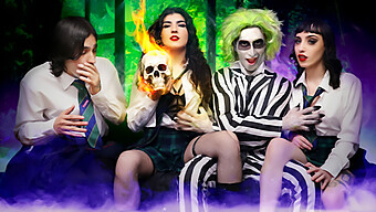 Obtén Algo De Acción De Beetlejuice Con Cash Y Otros Personajes Skanky.