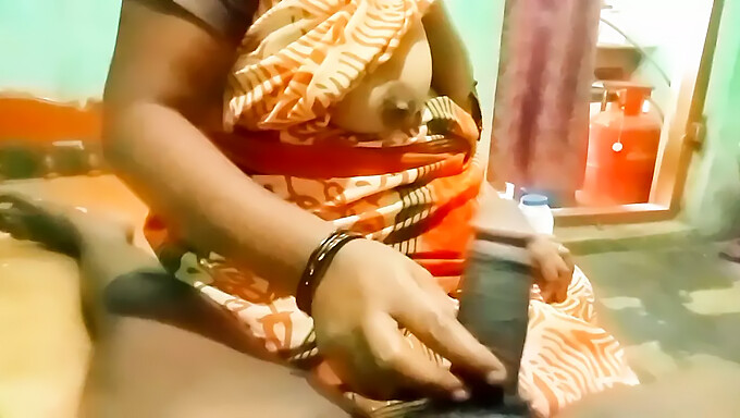 Desi tante's uit Kerala in een seksvideo buiten