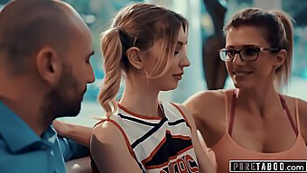 Cougar Cheerleader, Koçu Ve Kocasıyla Tabu Üçlüye Dalıyor