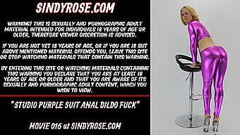 Das Anale Dildospiel Von Sindy Rose Mit Toy