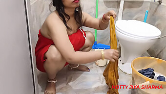 Desi Wife Seduces While Washing Clothes In Clear Hindi Audio