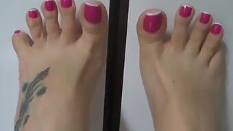 Fetish Play With Toes And Footjob